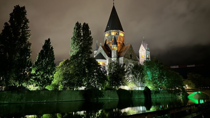 Fichier:Temple neuf Metz 2026.jpeg