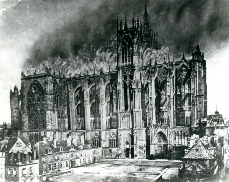 Fichier:Incendie cathédrale 1877.jpg