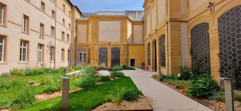 Fichier:Jardin Amable Tastu.jpeg